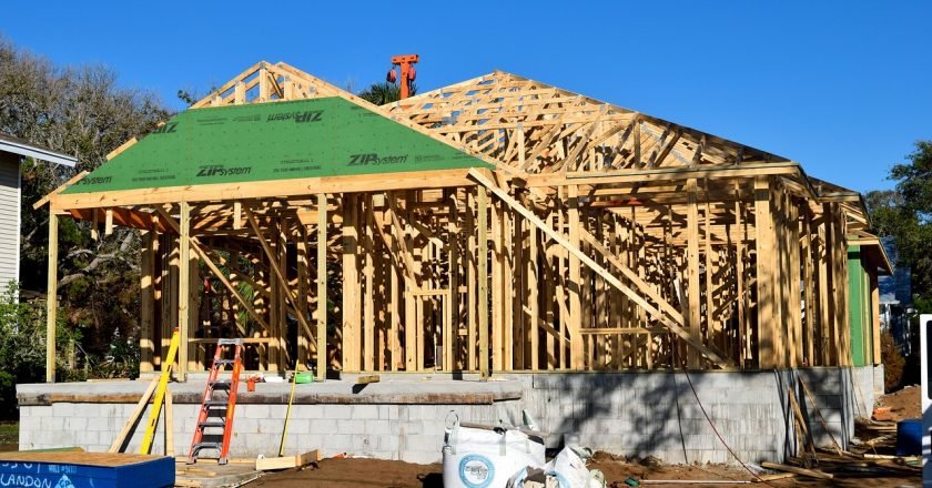 Ile kosztuje dom z drewna i jak długo się go buduje?