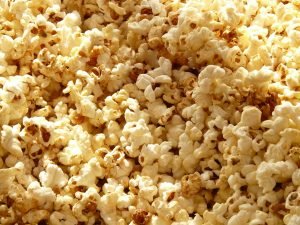 Czy wynajem urządzeń do popcornu to opłacalna inwestycja?